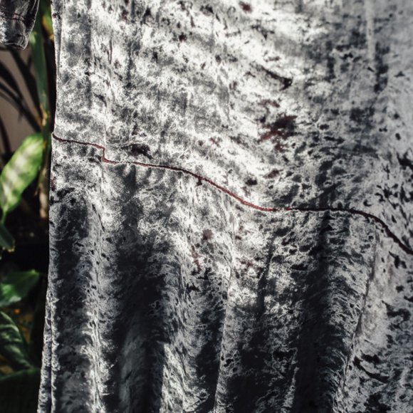 Crushed Velvet Top Shop Dress w. Keyhole Back - Picture 2 of 4